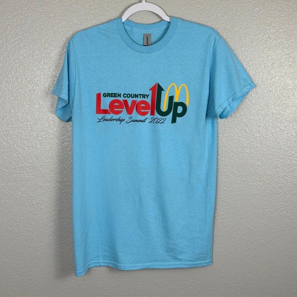 Men’s Size Small McDonald’s Level Up Leadership Summit 2022 Short Sleeve Shirt